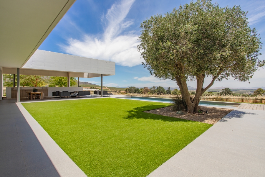 3 Bedroom Property for Sale in Devonvallei Western Cape